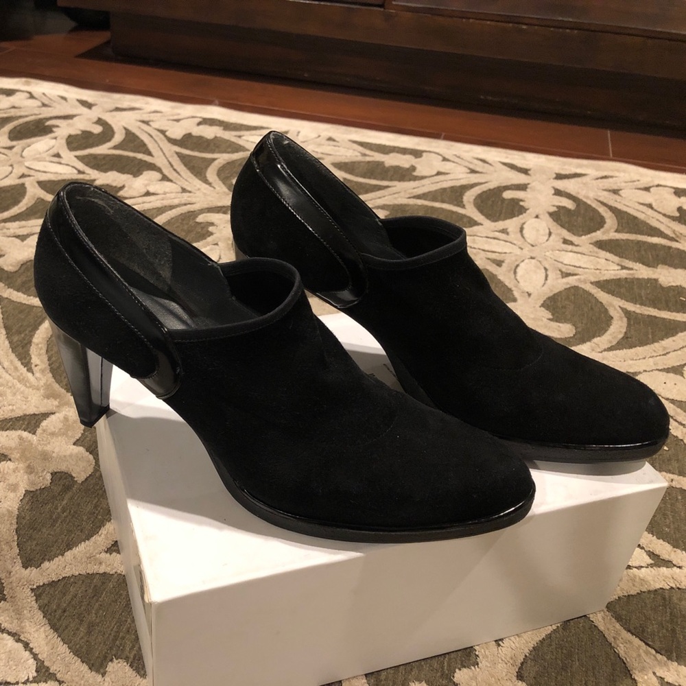 Stuart Weitzman bootie